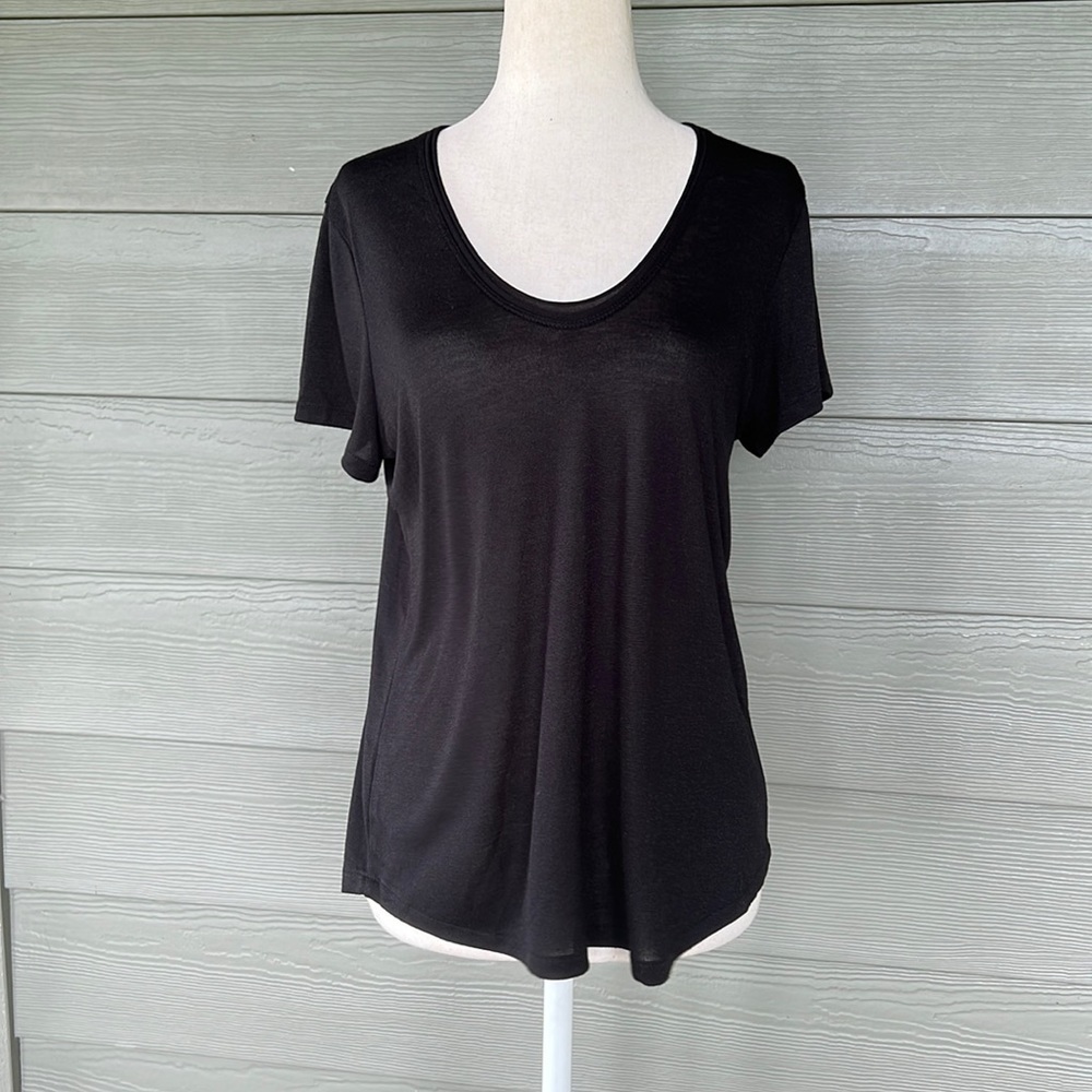 Vince Semi Sheer Short Sleeve V-Neck Top - No Size Tag!